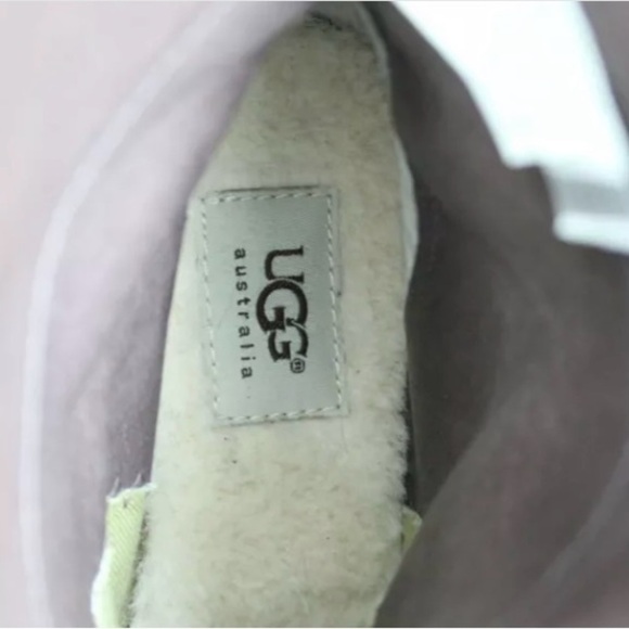 UGG Australia Frances Women’s Brown Leather Two Buckle Short Size   NWOT - Picture 9 of 14